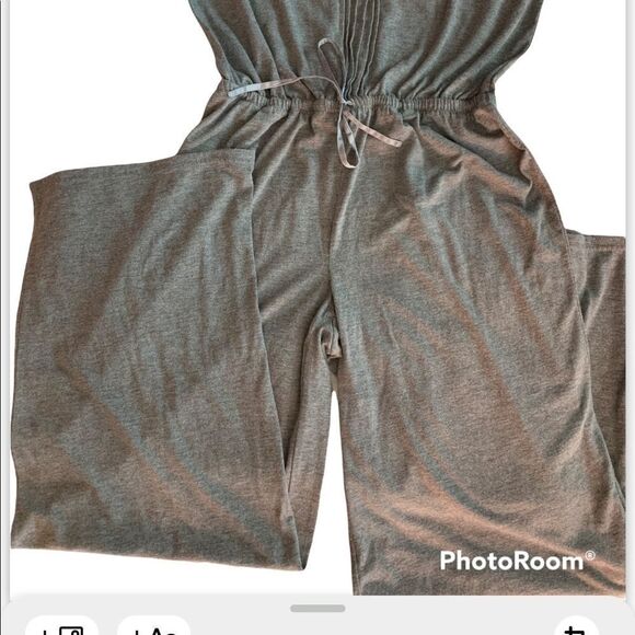 Attention Gray Long Romper - Picture 2 of 4